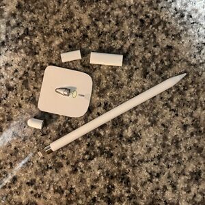 Apple Pencil with Accessories / White Apple Stylus Pen for iPad